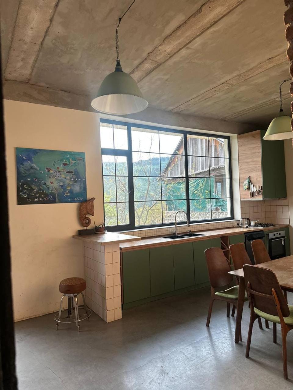 Kitchen or kitchenette, Seating area