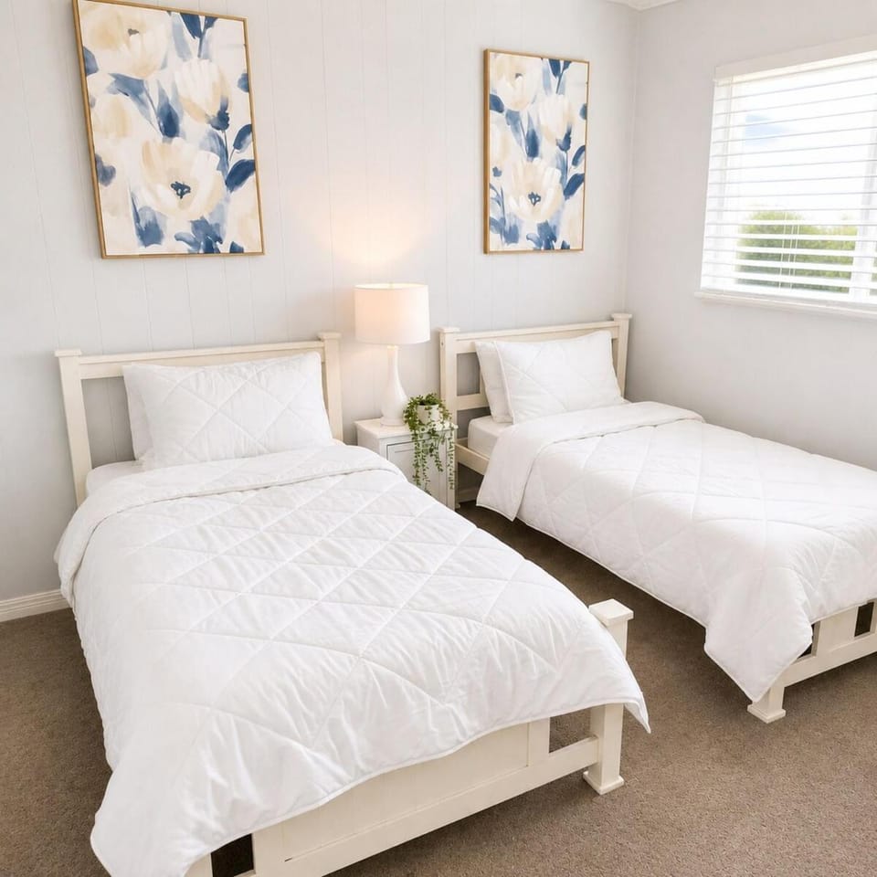 Anita Cottage waterfront House in Central Coast