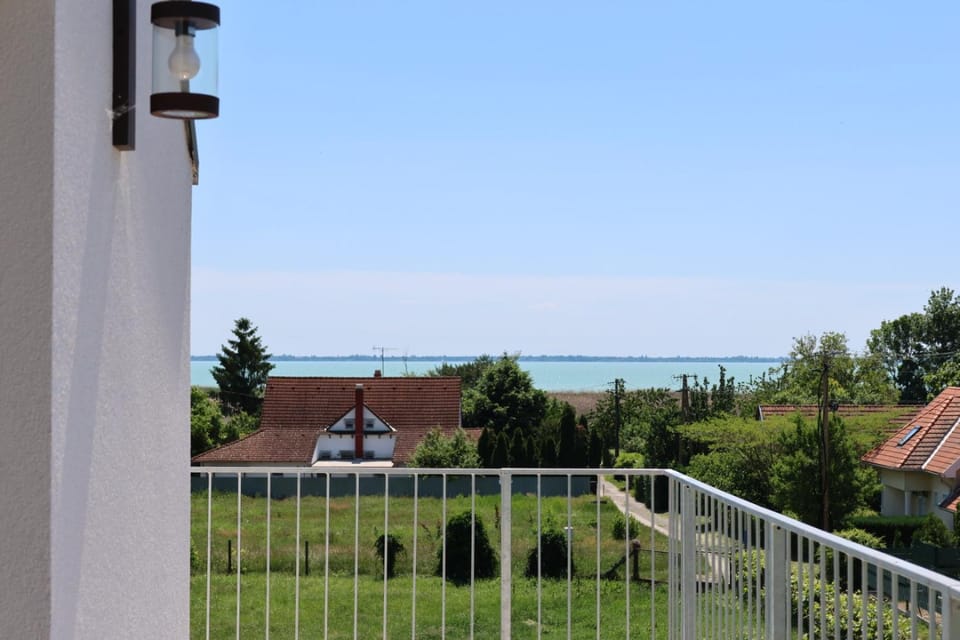 Almavirág Vendégház Apartment in Hungary
