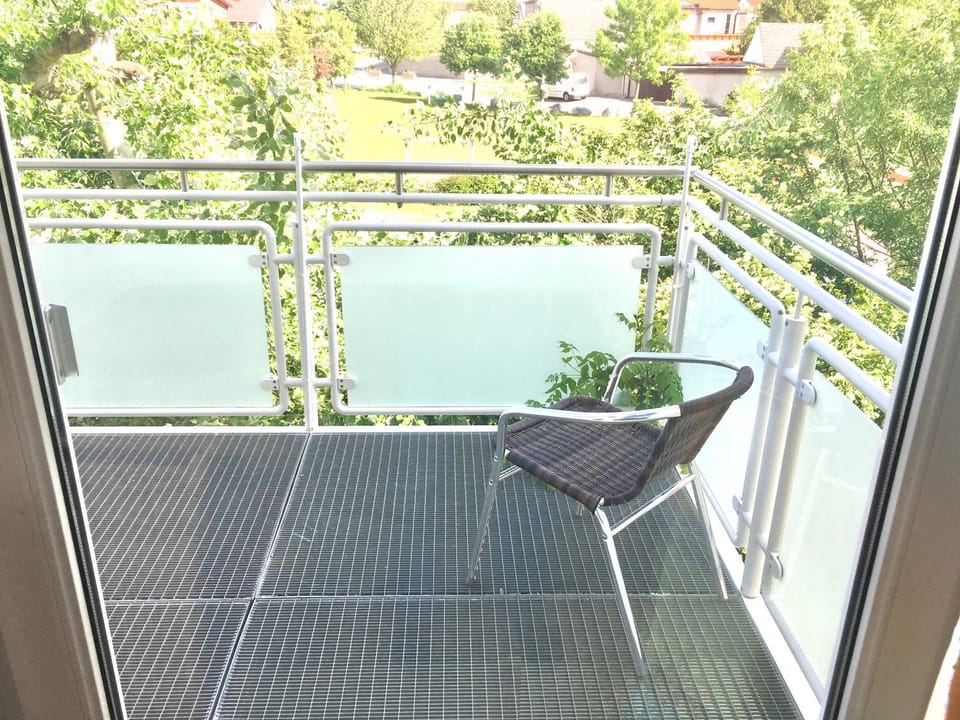 View (from property/room), Balcony/Terrace