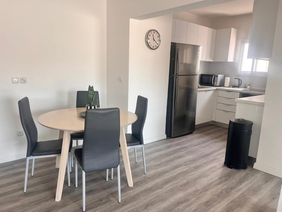 Eilat Red sea tower-Amazing pool Apartment in Eilat