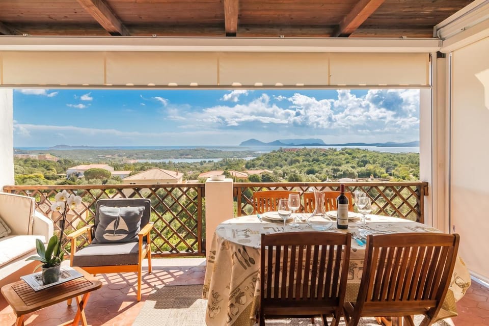 Dining area, Sea view