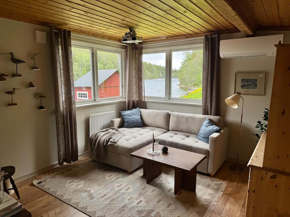 Arnöviken Cottage House in Sweden