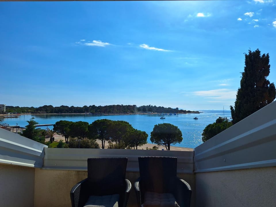 Day, View (from property/room), Balcony/Terrace, Sea view