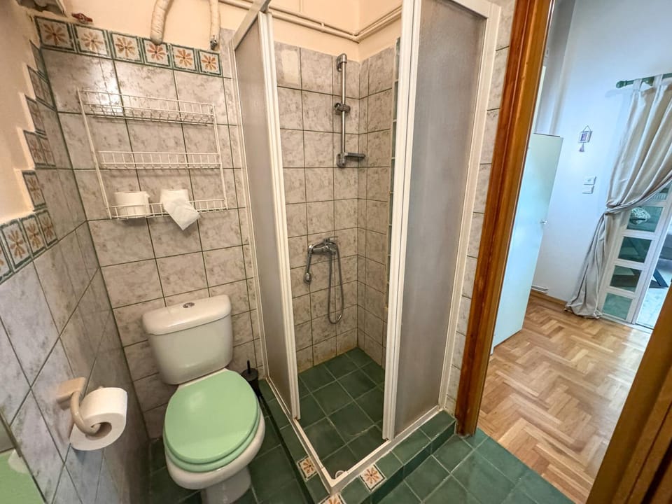 Toilet, Bathroom