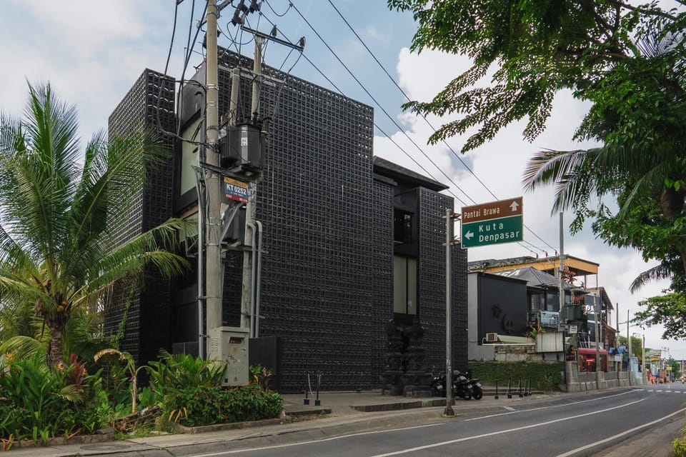 Property building, Neighbourhood, Street view