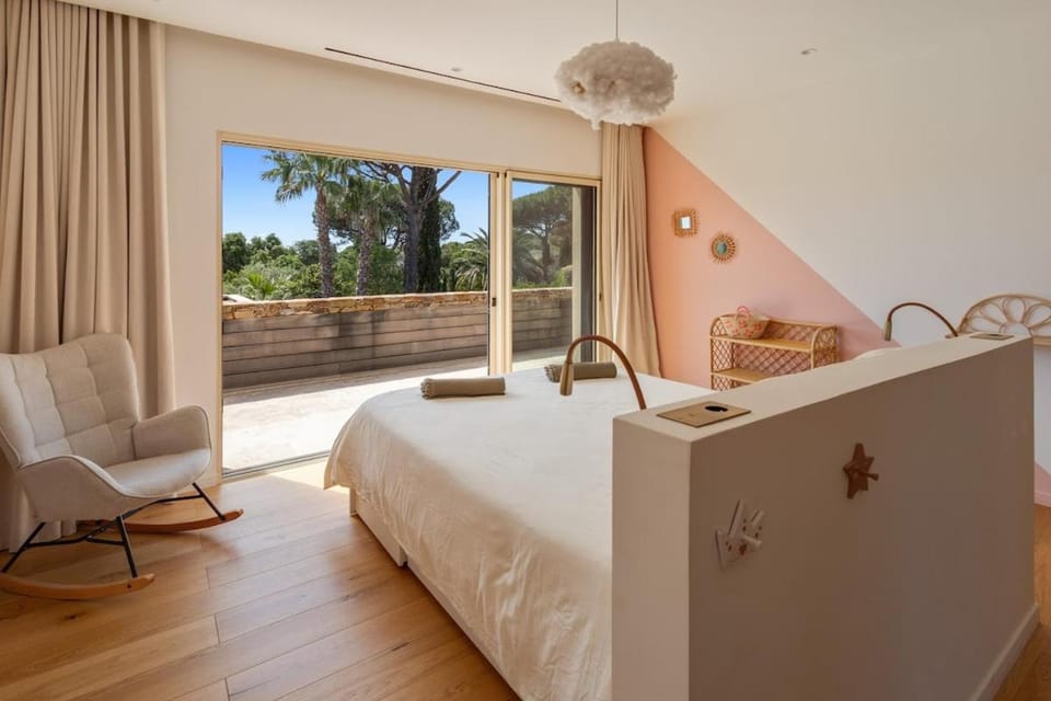 Villa 10 pers avec piscine, à deux pas de la mer Villa in La Croix-Valmer