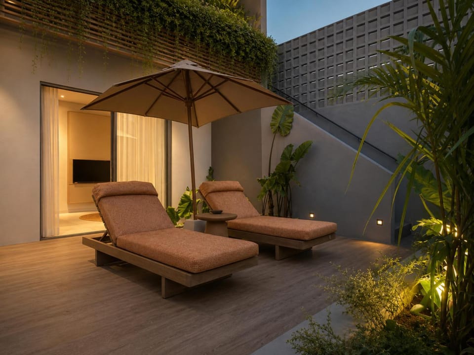 Garden, Seating area, sunbed