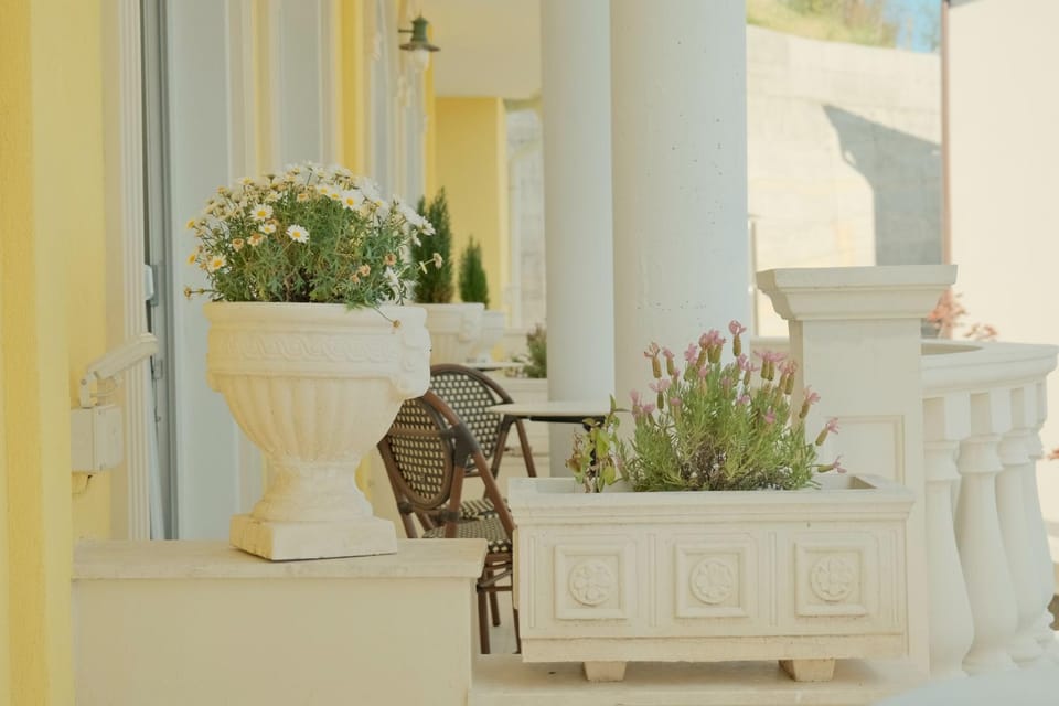 Balcony/Terrace, Balcony/Terrace