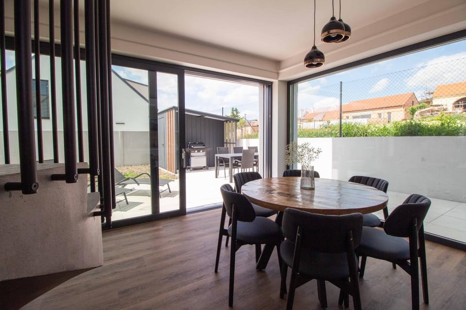 Balcony/Terrace, Dining area