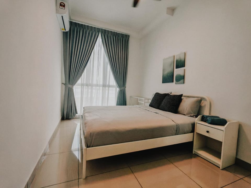 Minimalist Homestay Meridin Bayvue 3 bedrooms Apartment Apartment in Johor