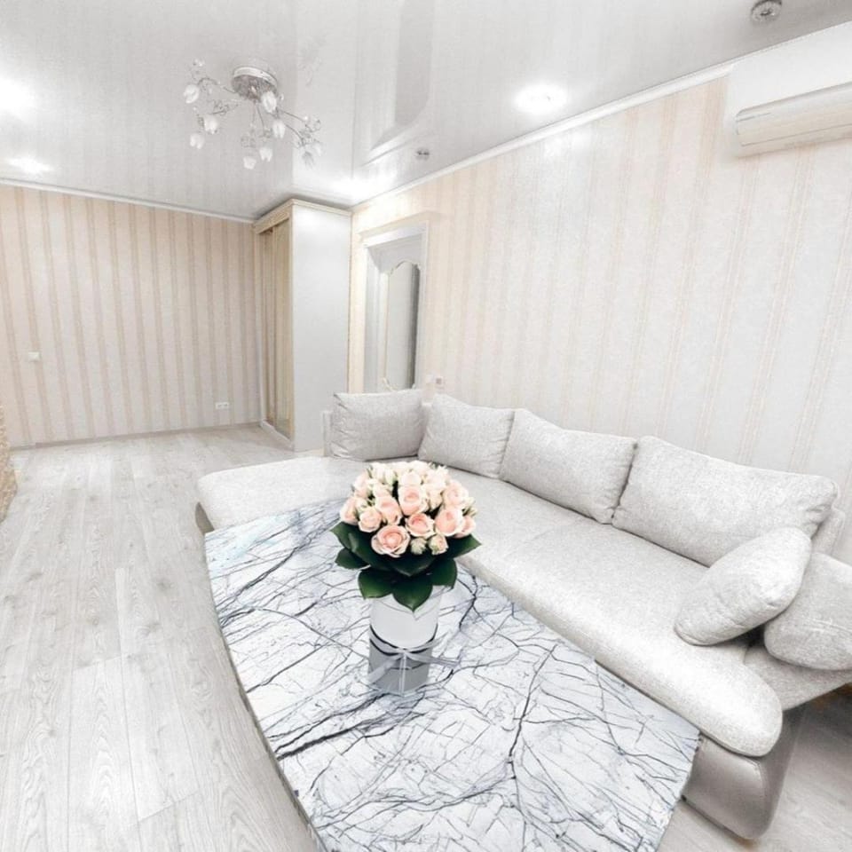 Яворницького 83 ЖД вокзал Apartment in Dnipro