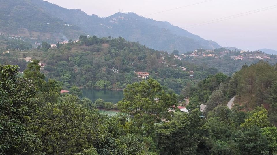 The Alpine Lakeview suite 1 Apartment in Uttarakhand
