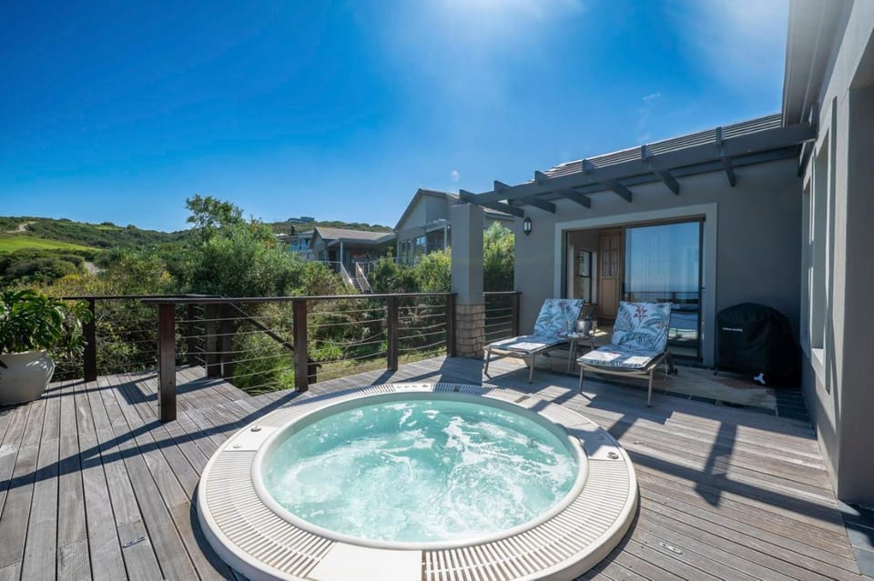 Patio, Natural landscape, Hot Tub, Sea view, sunbed