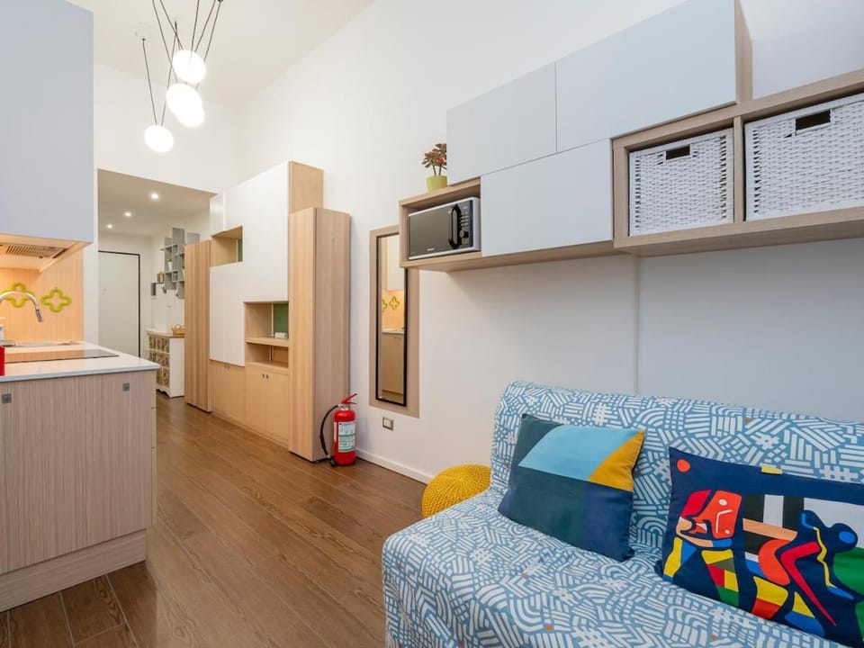 Xenia Milano - 3 rooms apt at Via Vincenzo Vela 14 Apartment in Milan