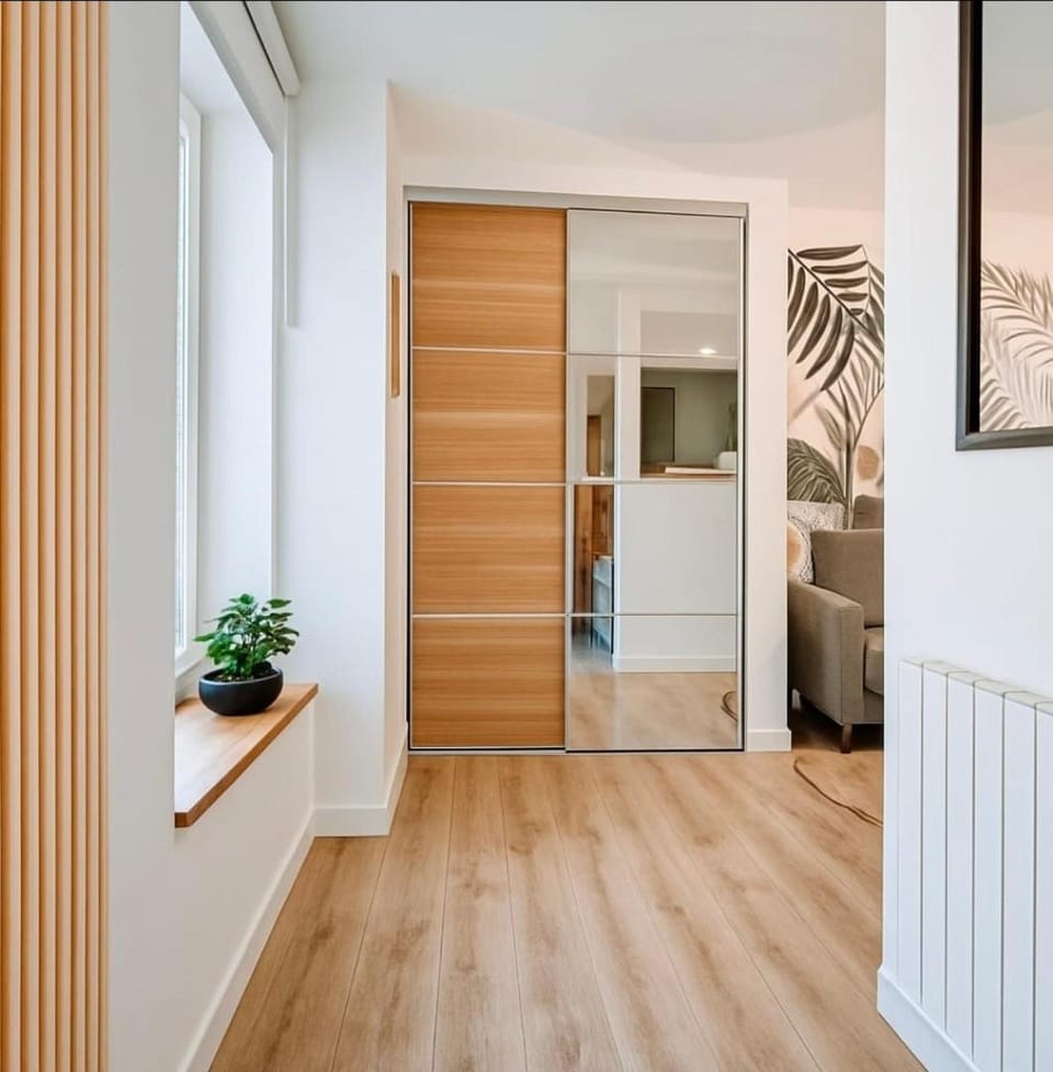 Suite Tropicale avec baignoire balnéo Saint-Étienne Apartment in Saint-Étienne