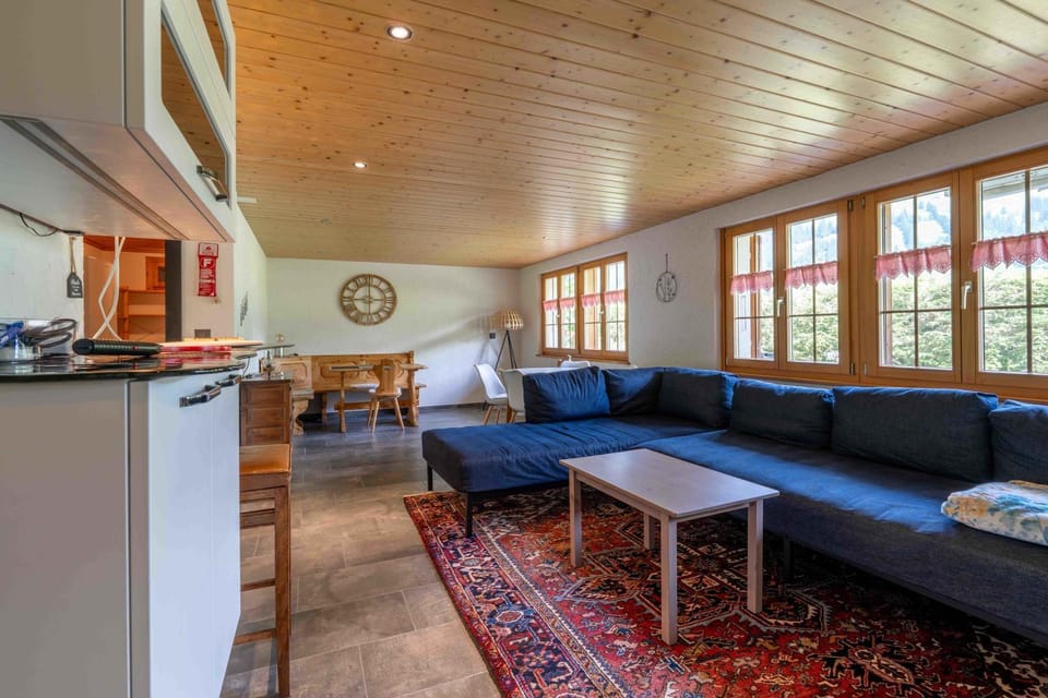 Hot Tub and Sauna Stay with Garden Views and near Gondola House in Canton of Valais