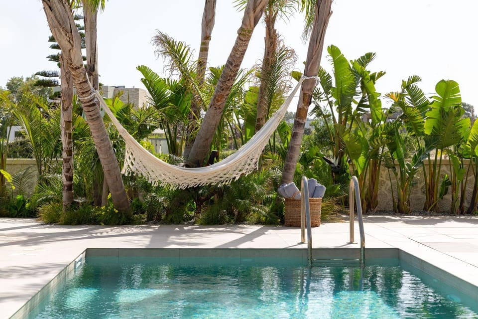 Spring, Day, Garden, Garden view, Pool view, Swimming pool