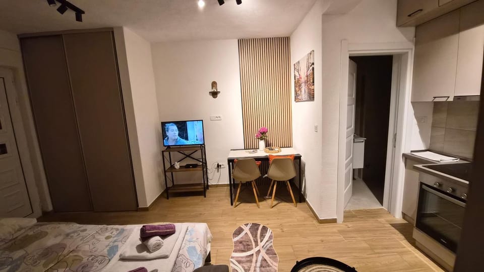 Apartmani Julija Tivat Apartment in Kotor Municipality