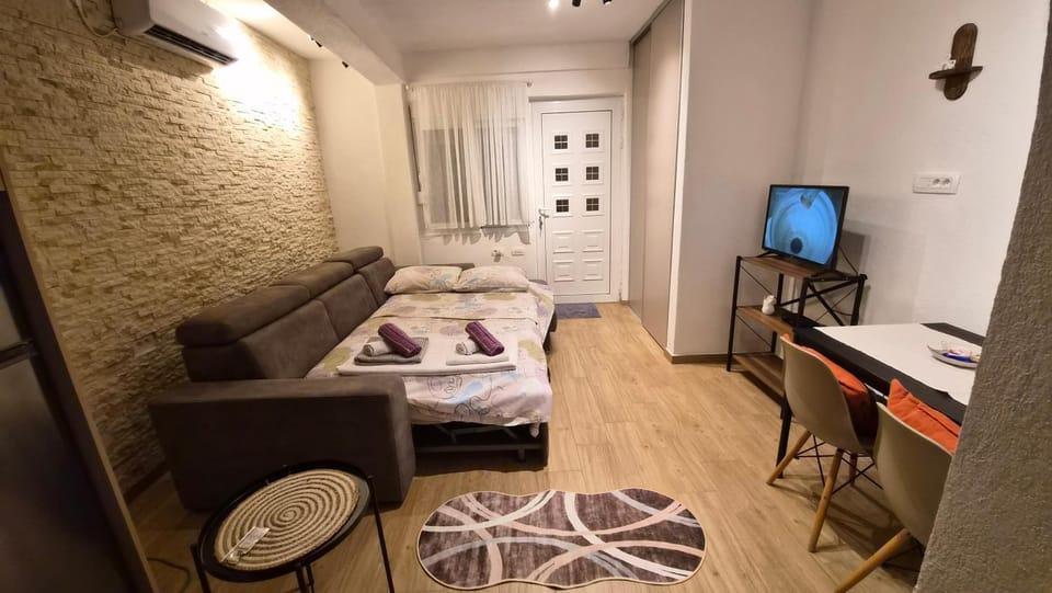 Apartmani Julija Tivat Apartment in Kotor Municipality