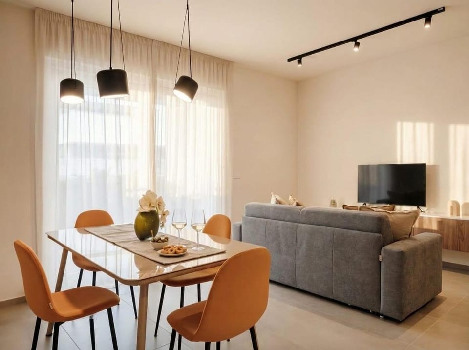 Urban Penthouse Terrace with Parking Apartment in Bari
