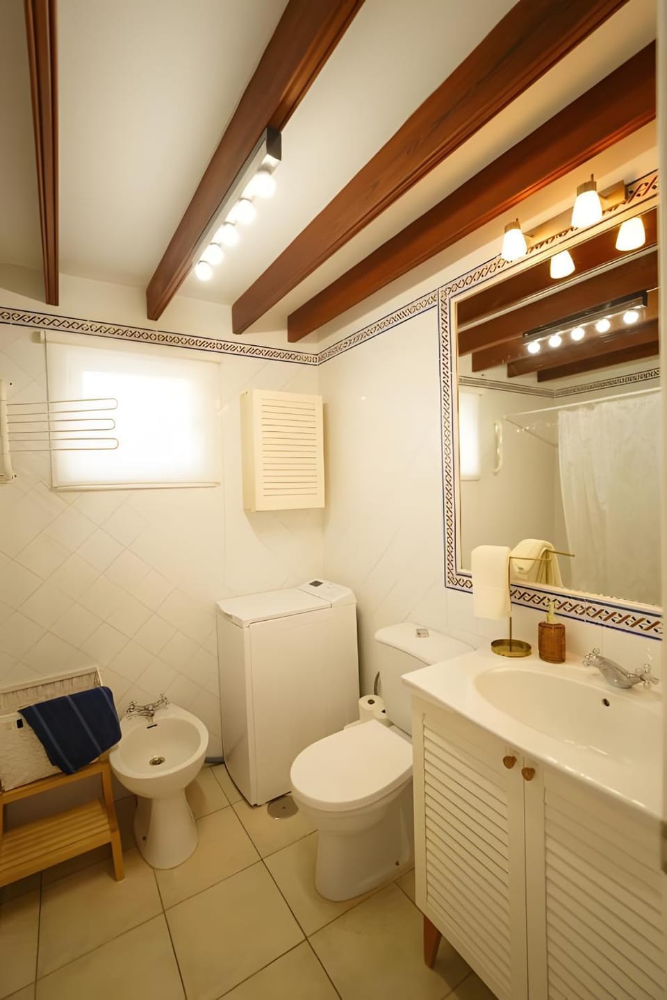 Bathroom, Living room
