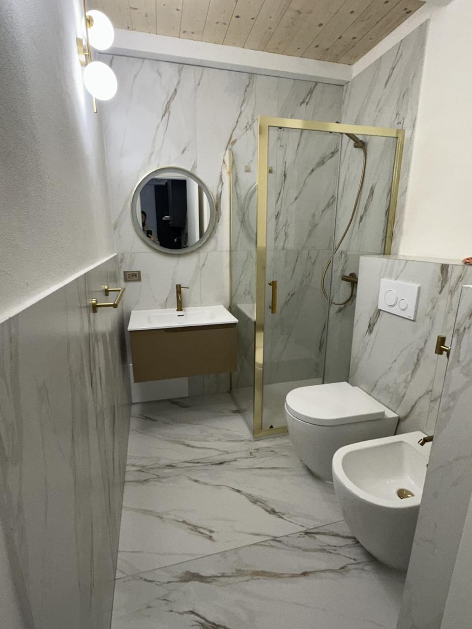 Shower, Toilet, Bathroom, bidet