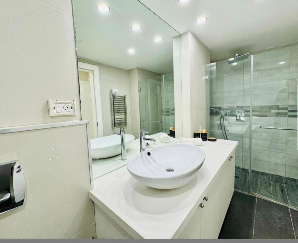 King David Residence 3BDR - Isrentals Apartment in Jerusalem