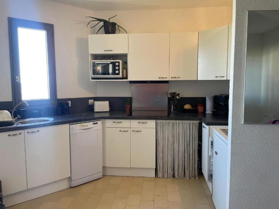 Studio cabine, vue mer, piscine Cabin in Saint-Cyprien