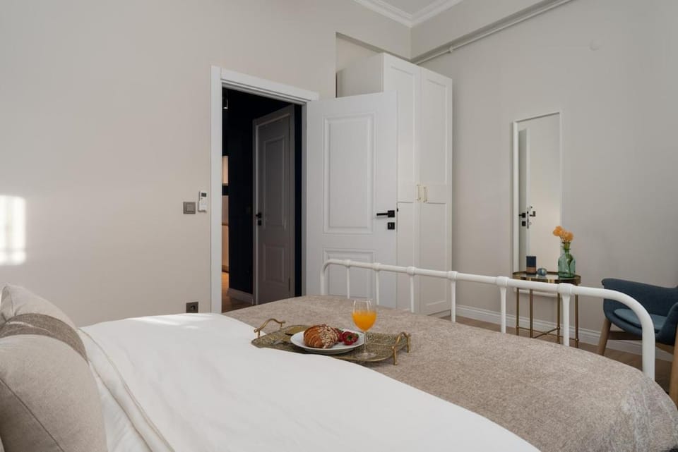 50m to Galata Tower 2BR AC All Rooms Apartment in Istanbul