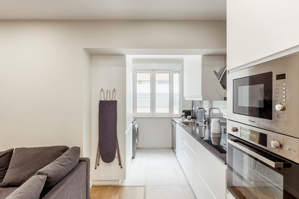 2-bedroom Gem Central Odivelas Apartment in Lisbon