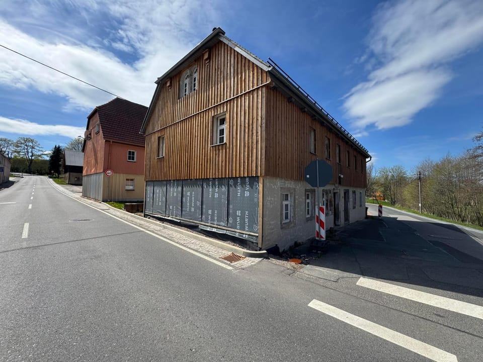 Property building, Street view