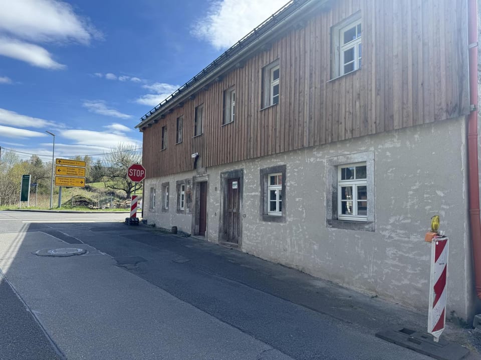 Property building, Street view