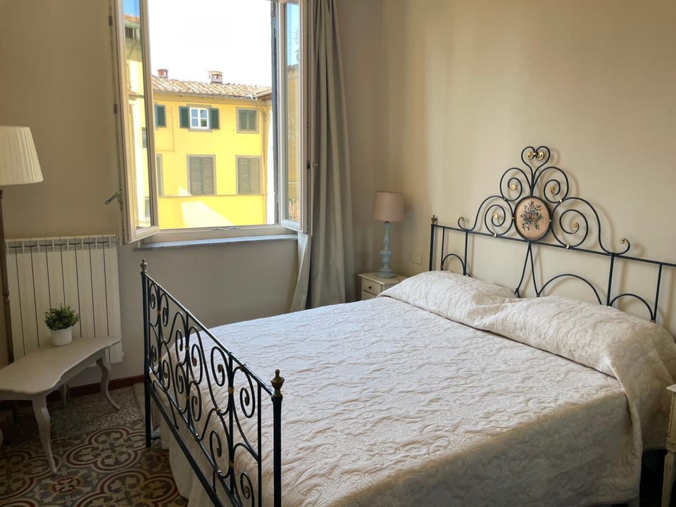 Property building, Living room, Bedroom
