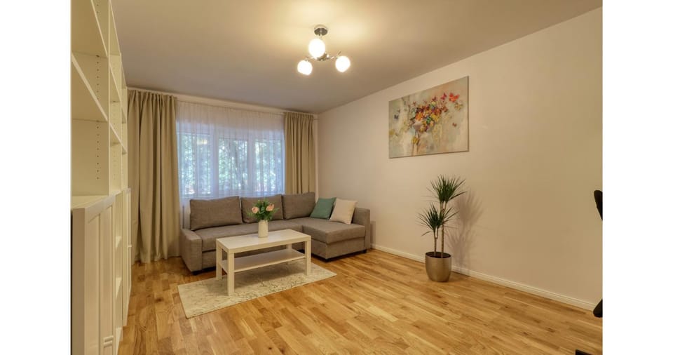 Communal lounge/ TV room, TV and multimedia, Living room, Seating area