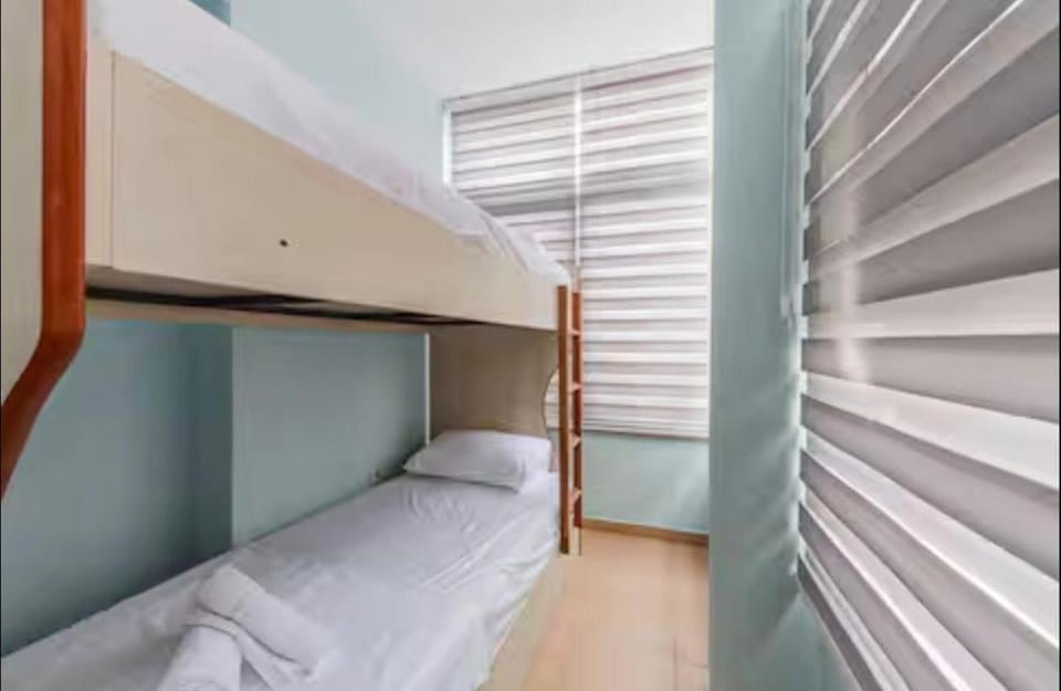 bunk bed