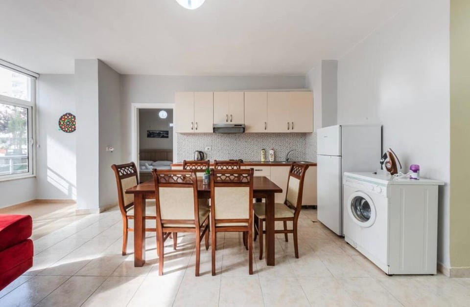 Kitchen or kitchenette, Living room, Dining area, washing machine
