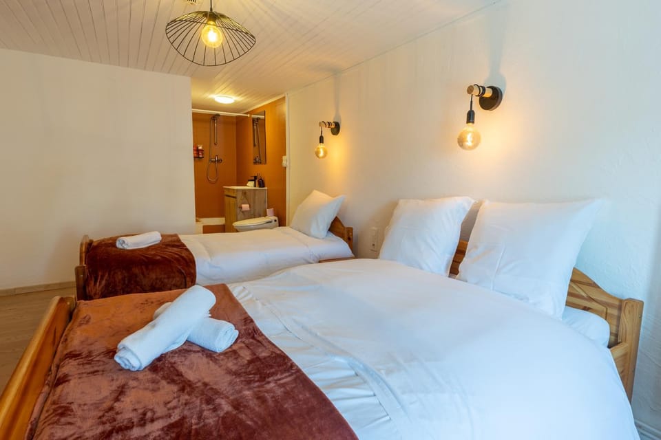 Bed, Bathroom, towels