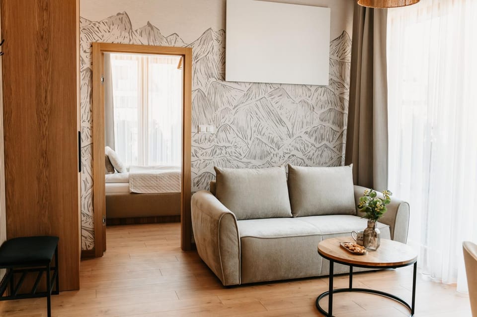Bed, Living room, Photo of the whole room, Seating area, Bedroom, wardrobe