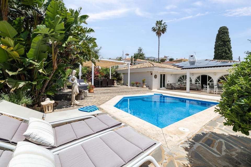 Balcony/Terrace, Garden view, Swimming pool
