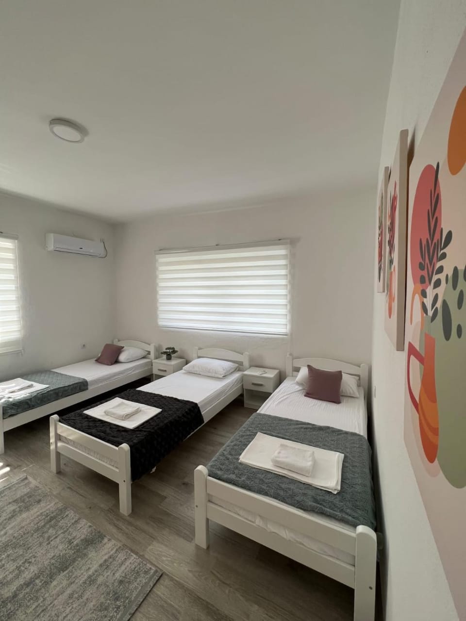Bed, Bedroom, air conditioner
