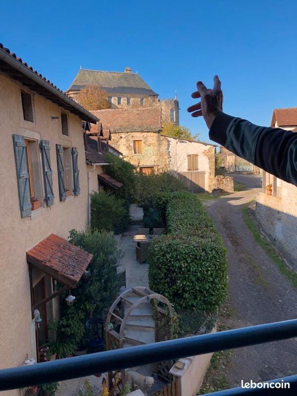ROMELLA's ROOM Bed and Breakfast in Occitanie