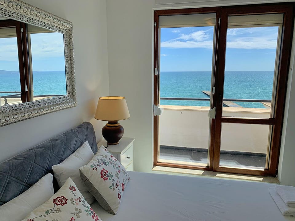 Bed, View (from property/room), Photo of the whole room, Bedroom, Sea view