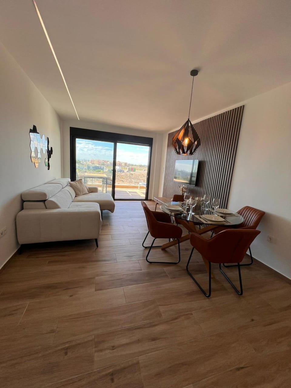 Living room, Photo of the whole room