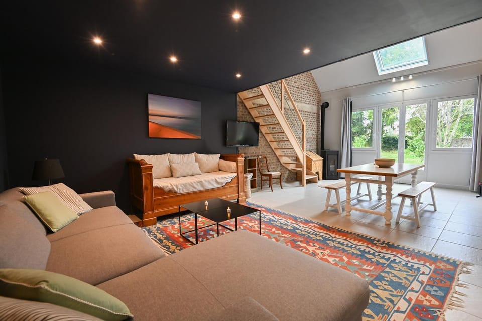 Property building, Living room