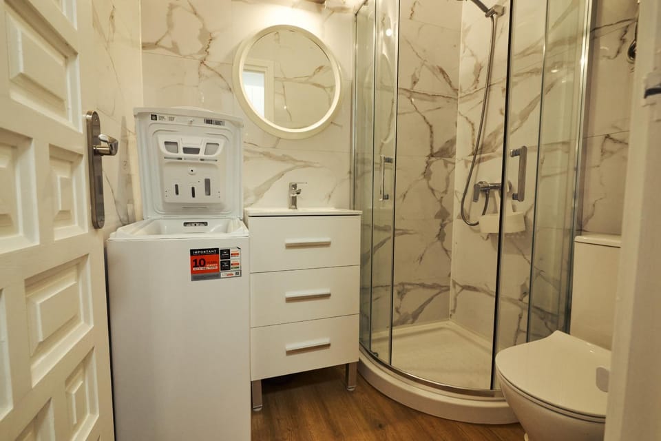 Shower, Bathroom, washing machine