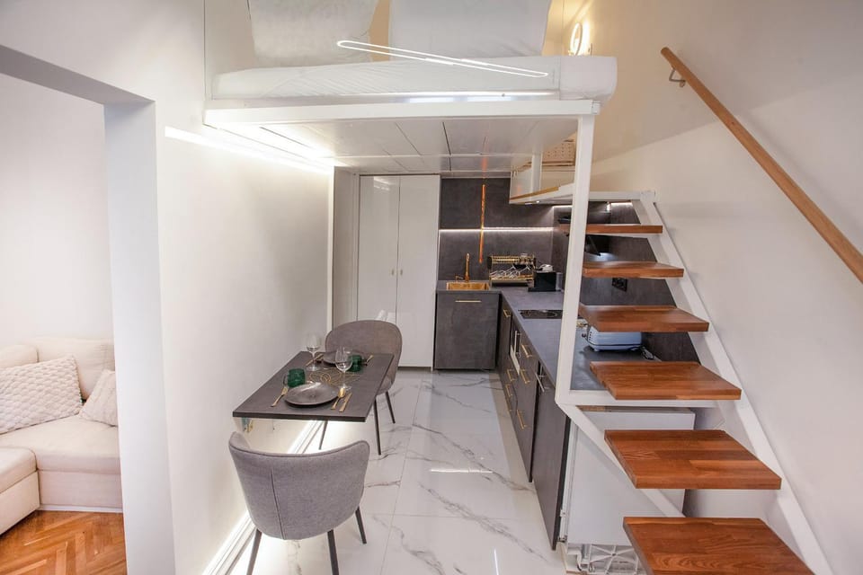 Izabella Design Loft Apartment in Budapest