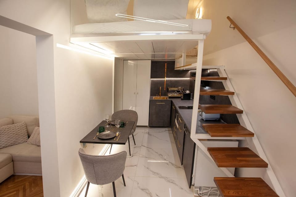Izabella Design Loft Apartment in Budapest
