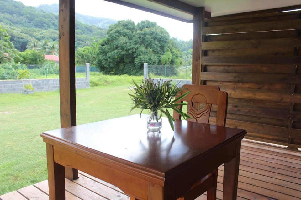 Natural landscape, Balcony/Terrace, Dining area, Garden view, Mountain view, Breakfast