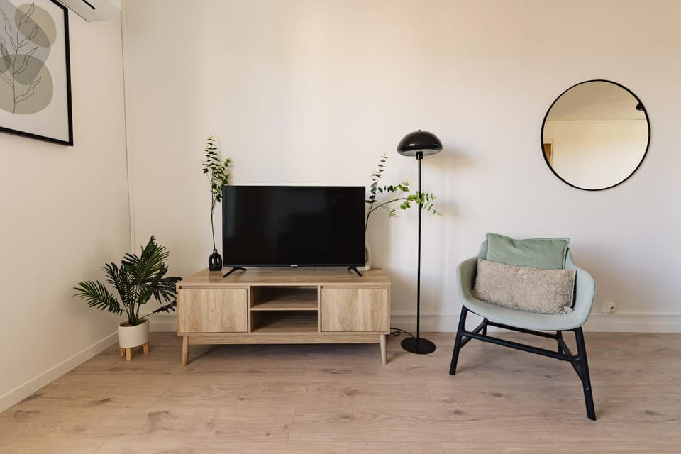 Le Traversant - Parking Gratuit Apartment in Valence